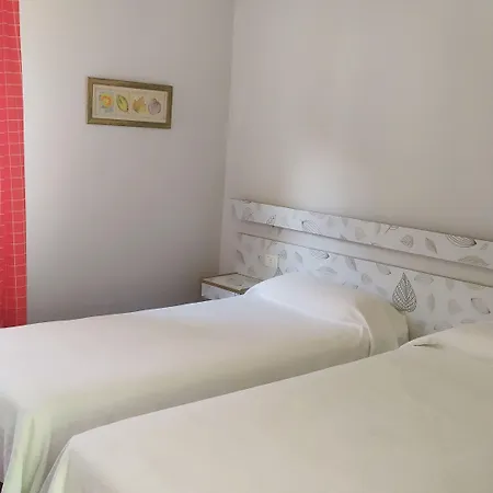 Bolina Hotel Guernica y Luno